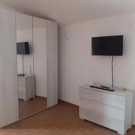 Turistico I Portici Apartment *